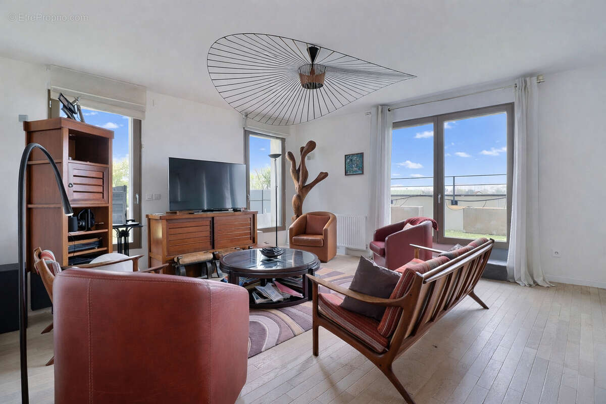 Appartement à COLOMBES