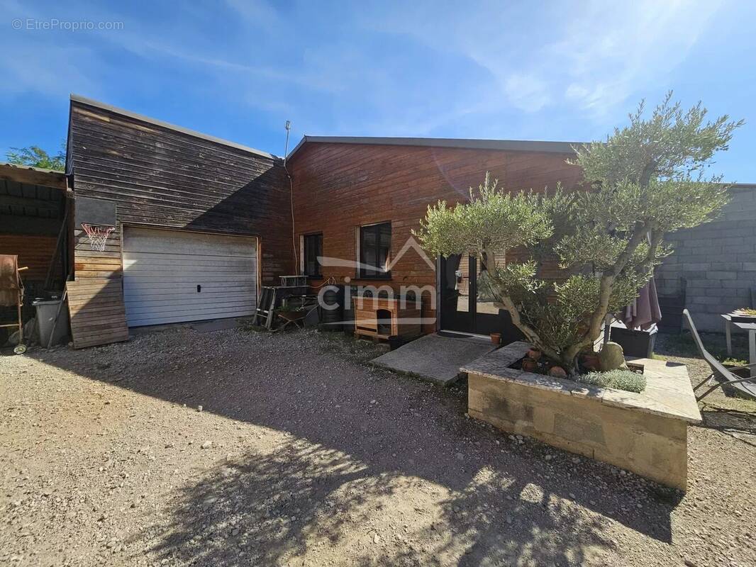 Appartement à LA BRILLANNE