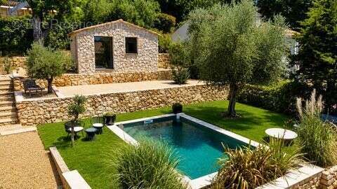 Maison à VALBONNE