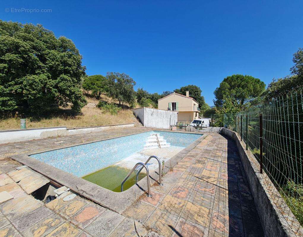 Maison à SAINT-MARTIN-DE-VALGALGUES