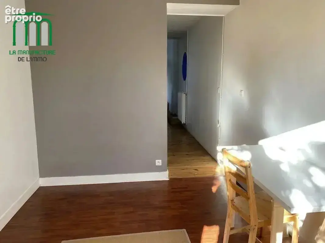 Appartement F4 avec terrasse, cave et garage Le Chambon-Feugerolles - photo 16
