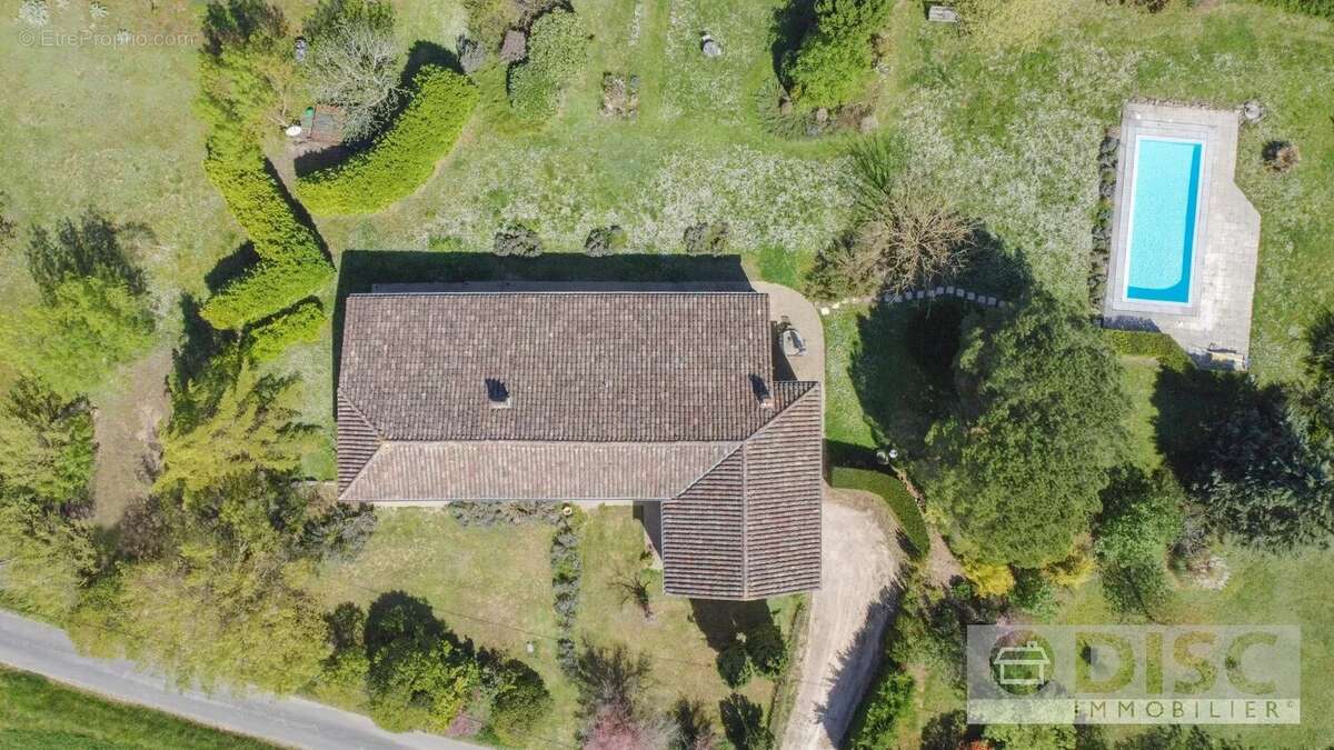 Maison à VIEUX