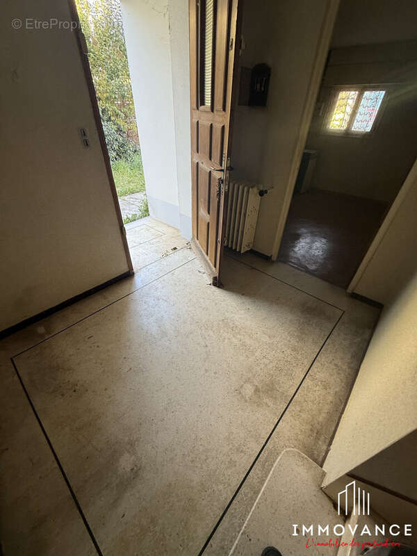Maison 113 m² à Lunel  - photo 6