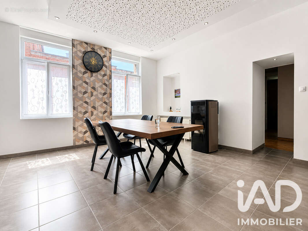 Maison 180 m² à Haussy  - photo 3