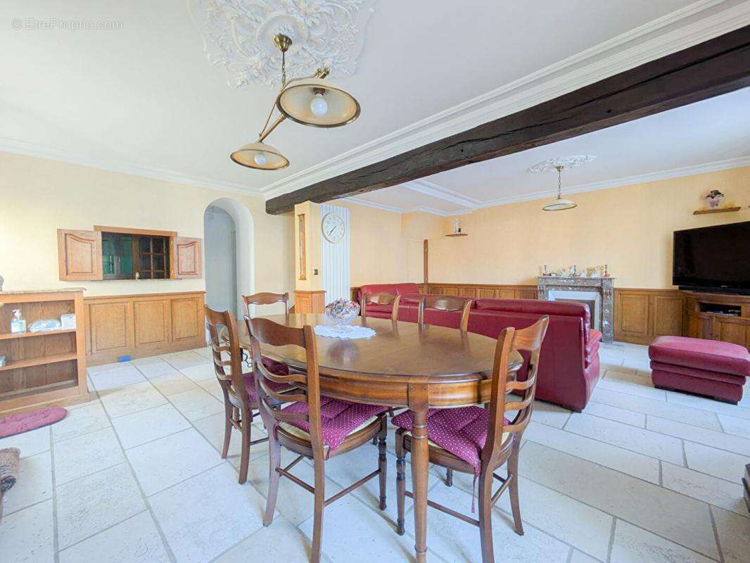 Corps de ferme à vendre sur Frémainville - photo 3