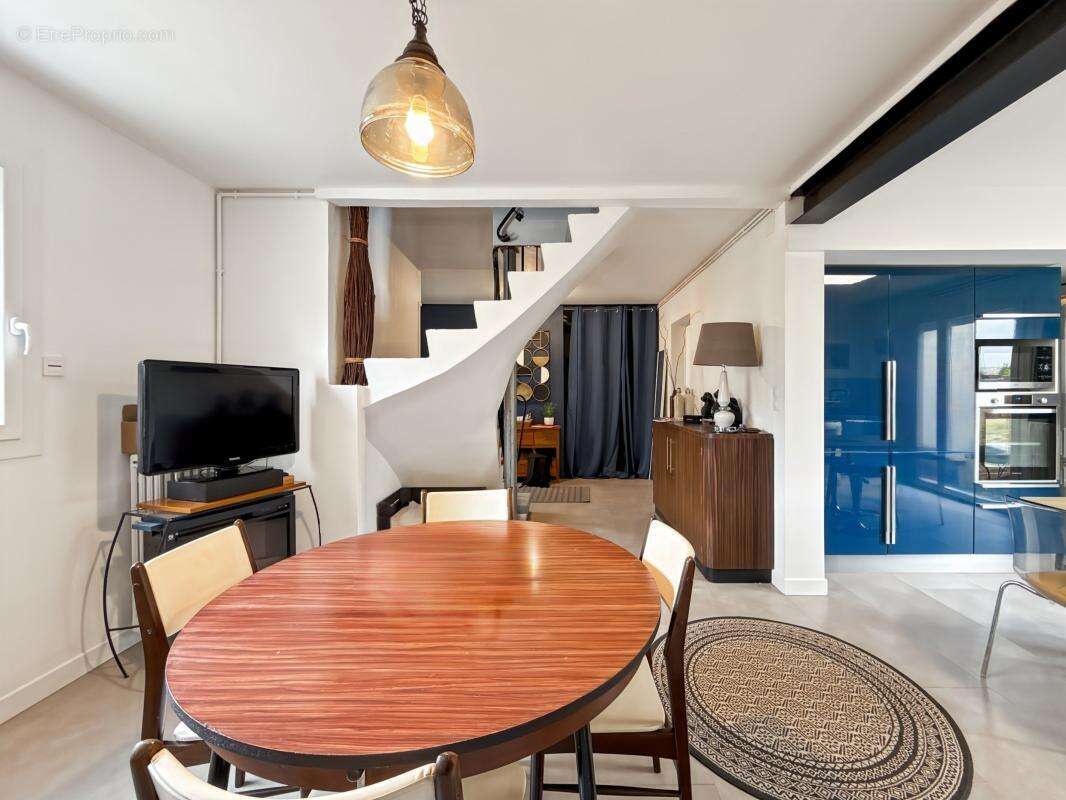 Maison à COULOUNIEIX-CHAMIERS