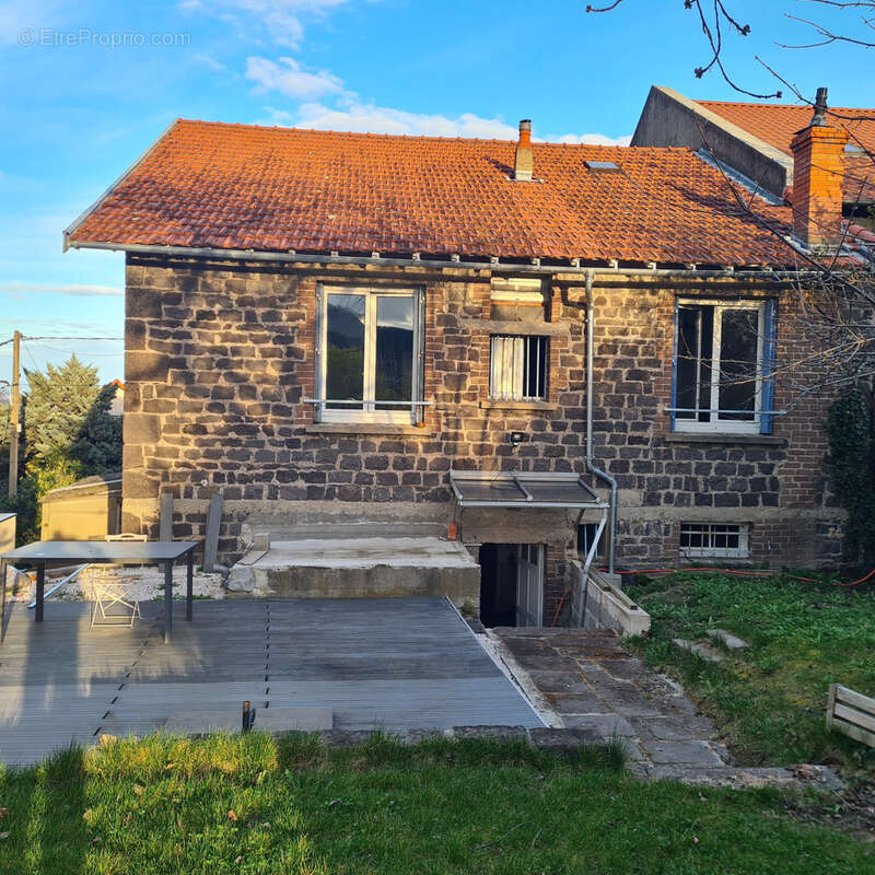 Maison à CLERMONT-FERRAND