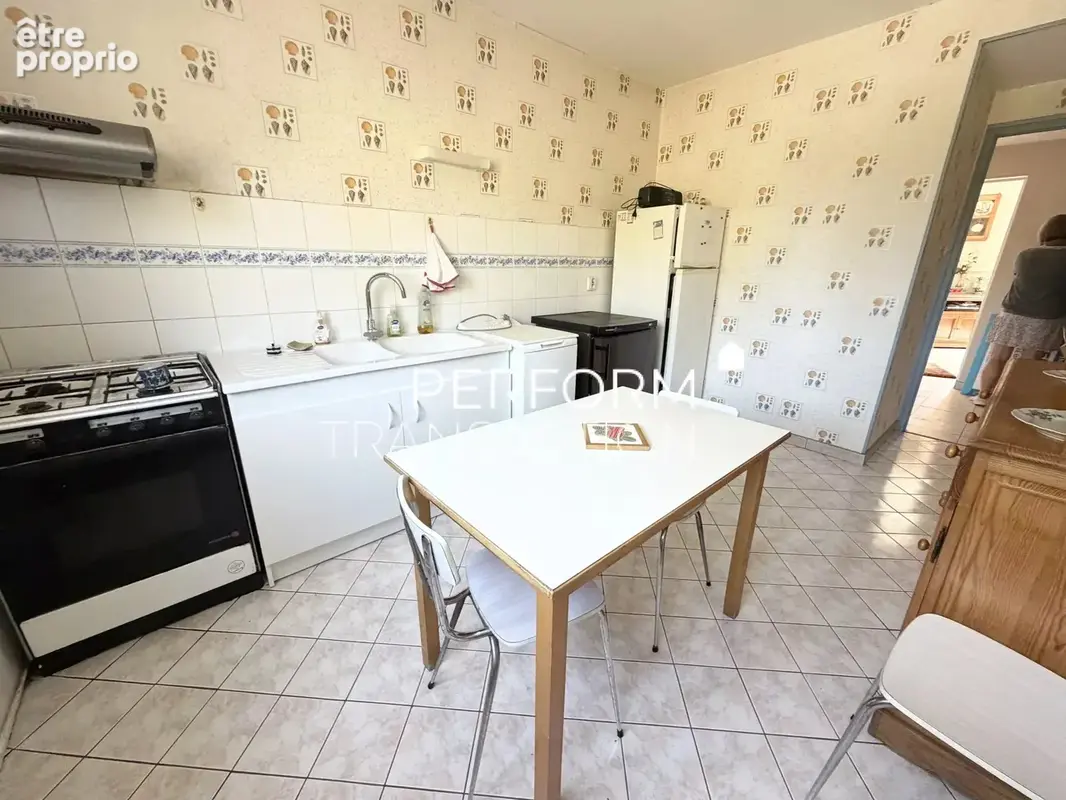 CHAMP SUR DRAC-T3 avec cave et parc privatif - photo 7