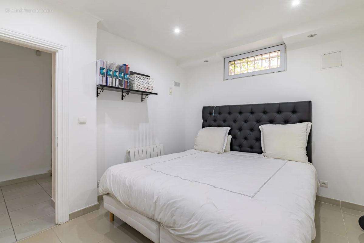 Maison de 10 pièces de 228 m² à Sarcelles - photo 10