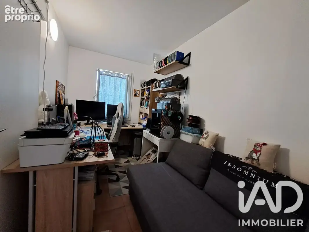 Photo 8