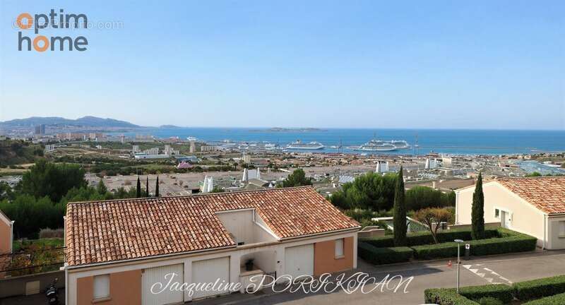 Appartement à MARSEILLE-15E