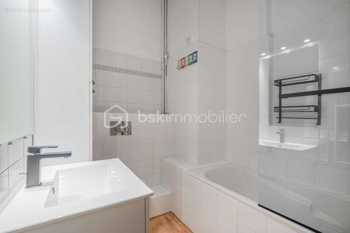 Appartement à AIX-LES-BAINS
