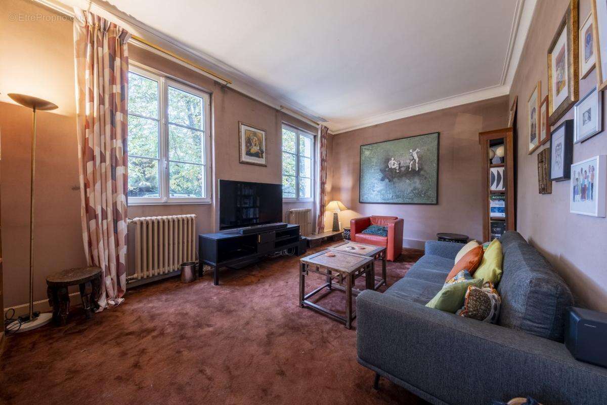 Maison à VILLENEUVE-D'OLMES