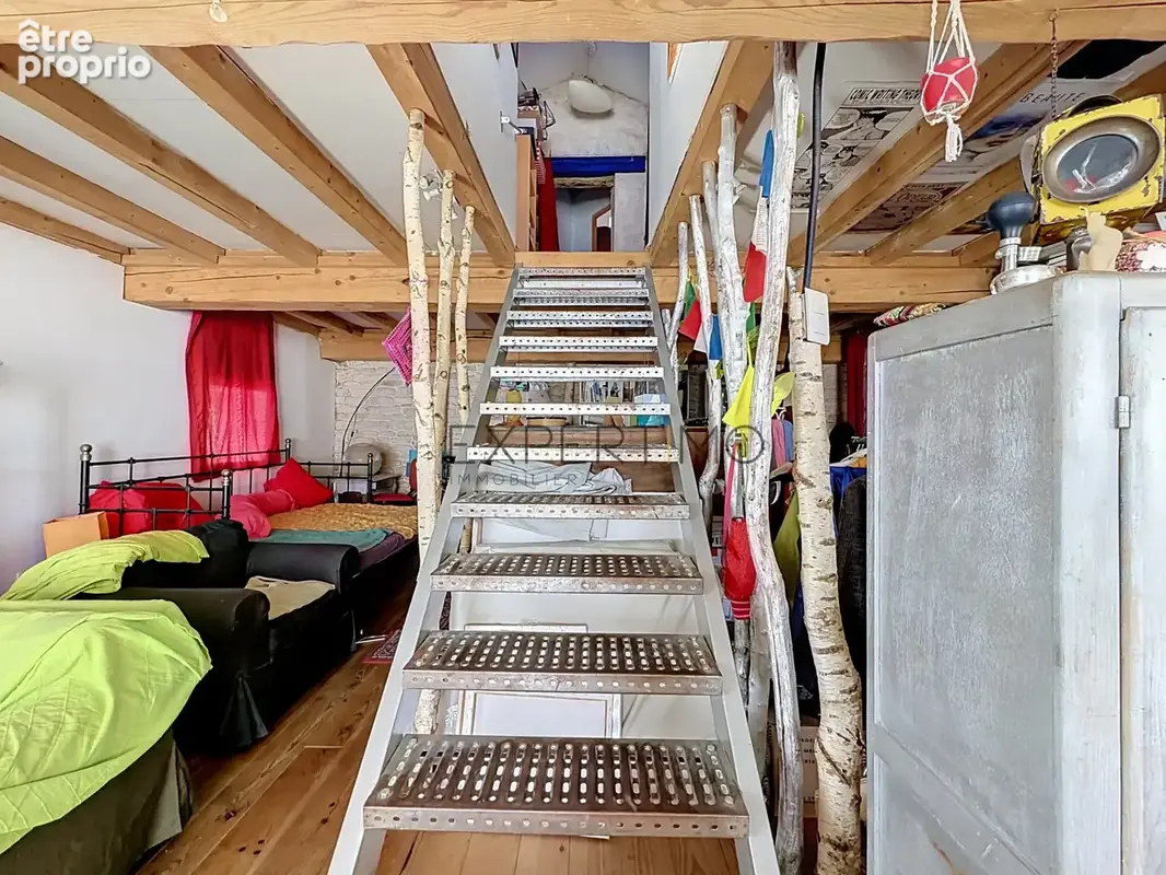 Maison d’artiste atypique de 190 m2   Un lieu unique et plein de caractère - photo 19