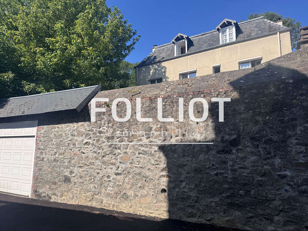 Maison à vendre à Coutances - 4 pièces, 70 m² avec jardin et garage - photo 13