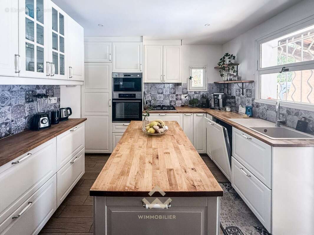 Cuisine - Maison T5 - La Valette 83160
