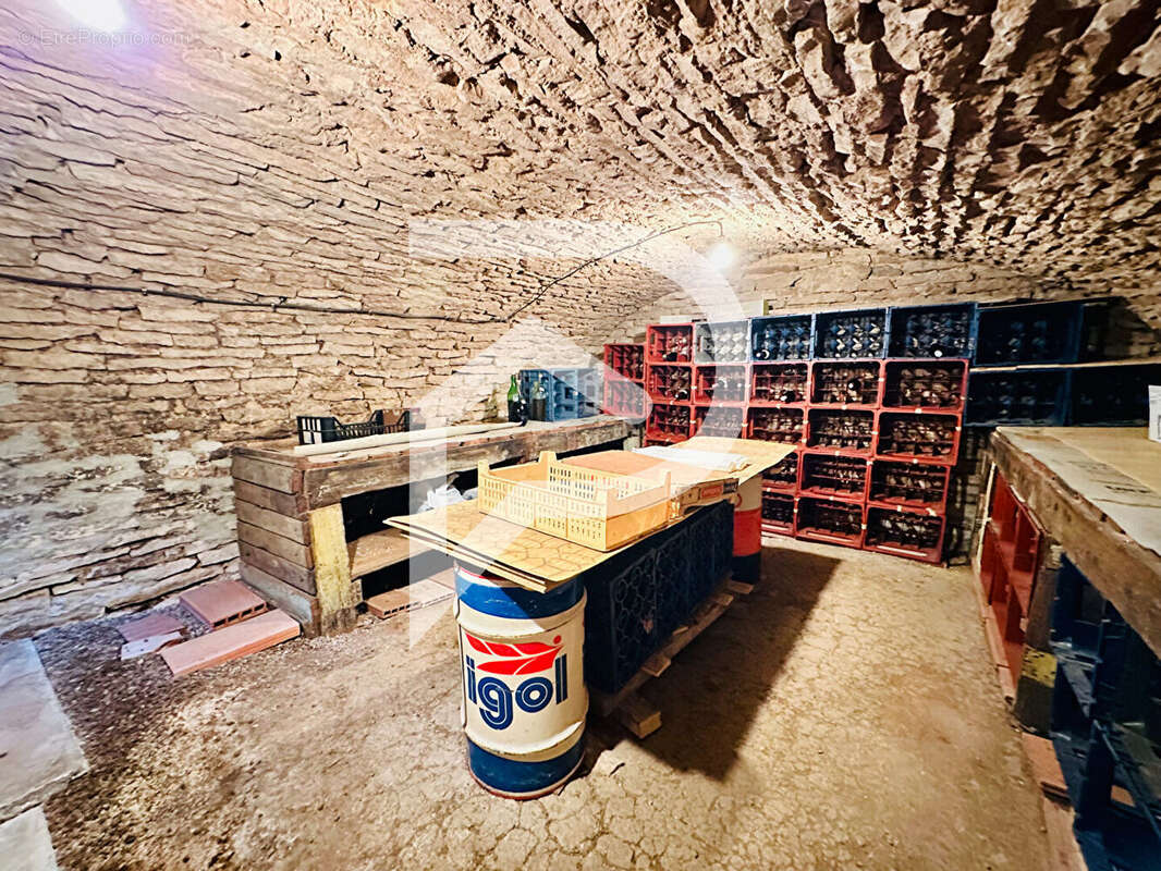 Maison à MANDRES-LA-COTE