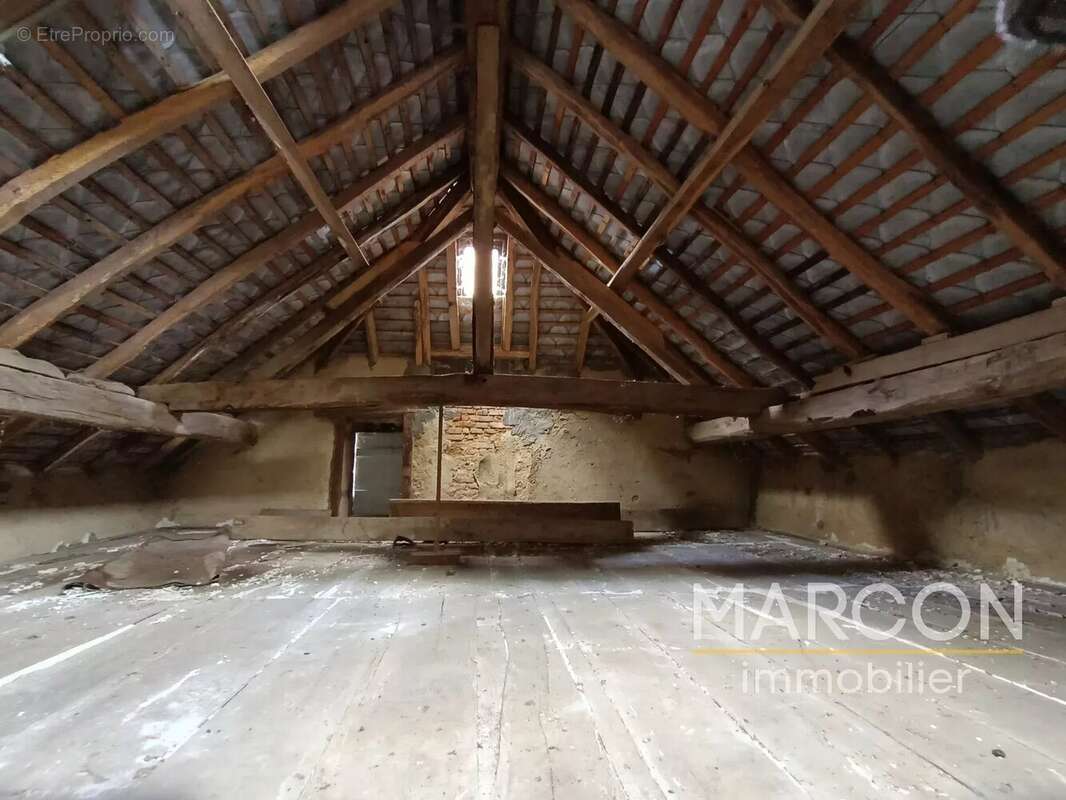 Maison à SAINT-GEORGES-LA-POUGE