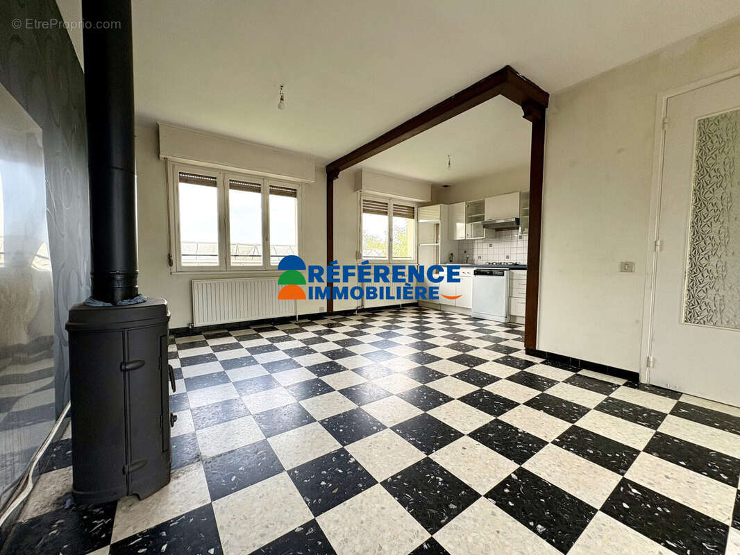 Maison à WAMBRECHIES