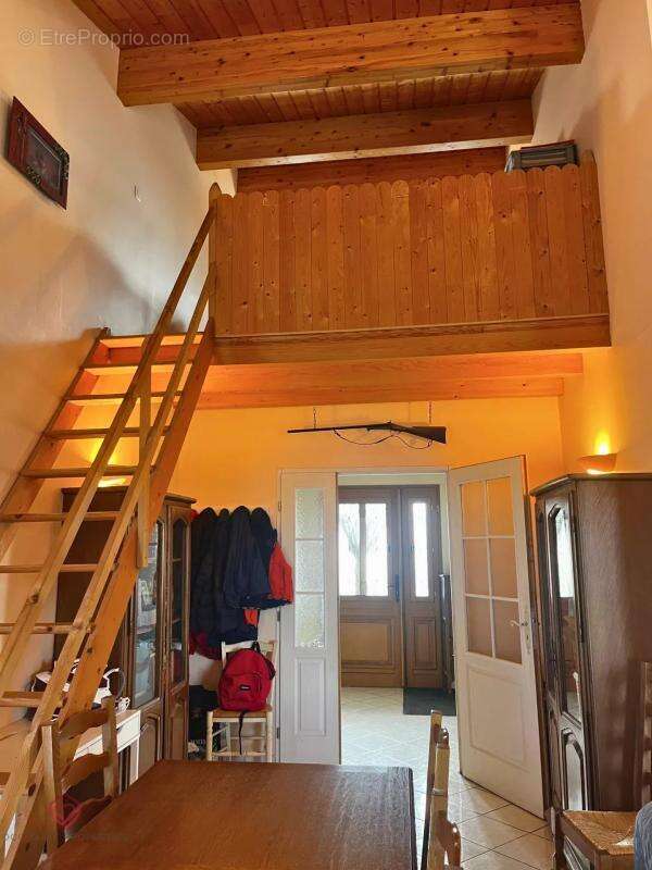 Maison à BELVEZE-DU-RAZES