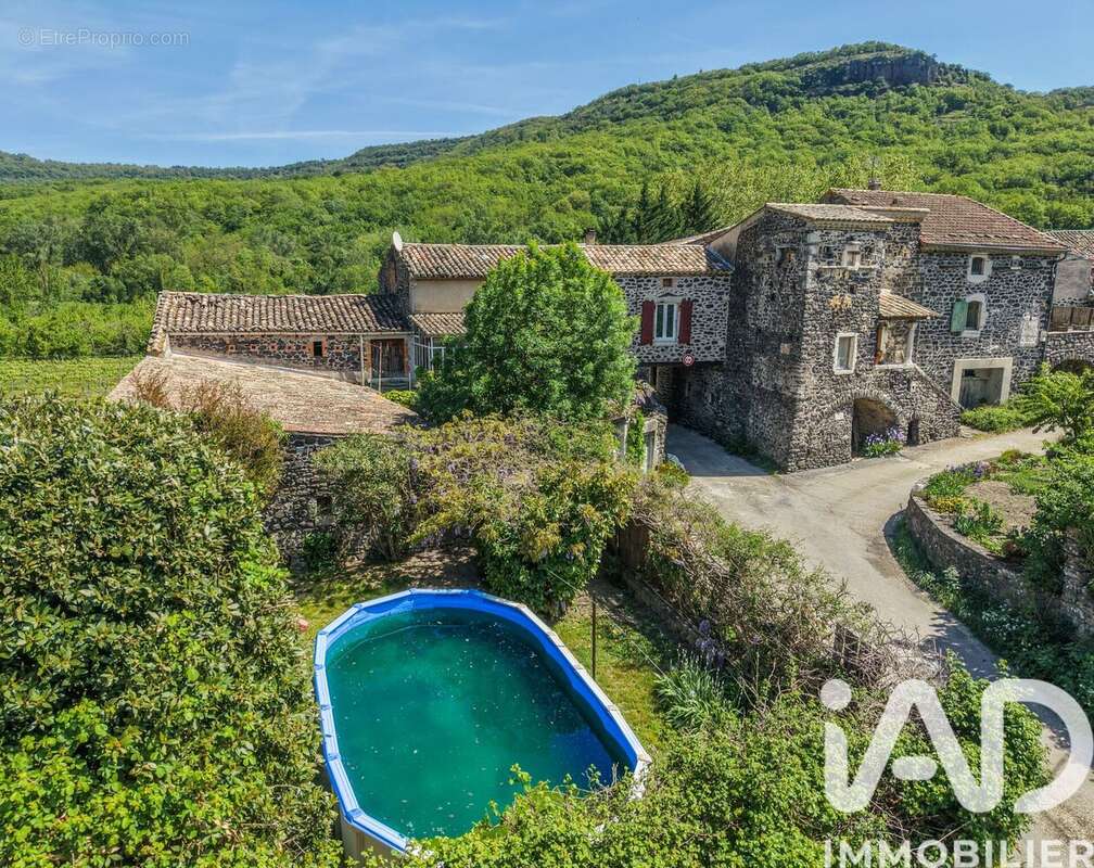 Maison 123 m² à Lussas  - photo 2