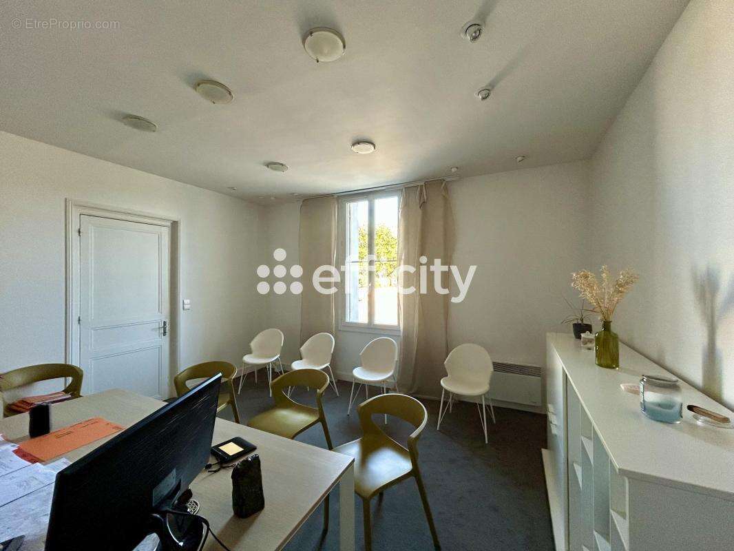 Commerce à LA TREMBLADE