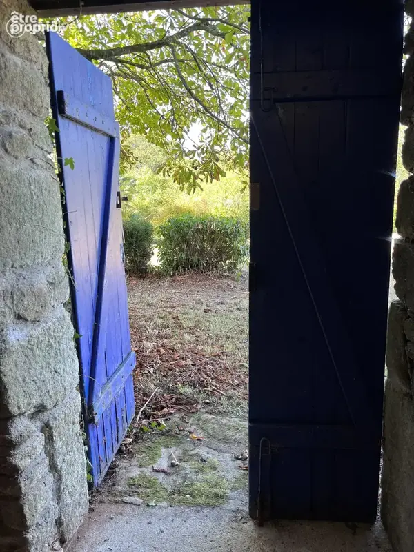 SCAËR (29390) - Le charme d'une maison en pierre - photo 21
