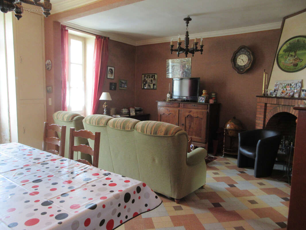 Maison à PRISSAC