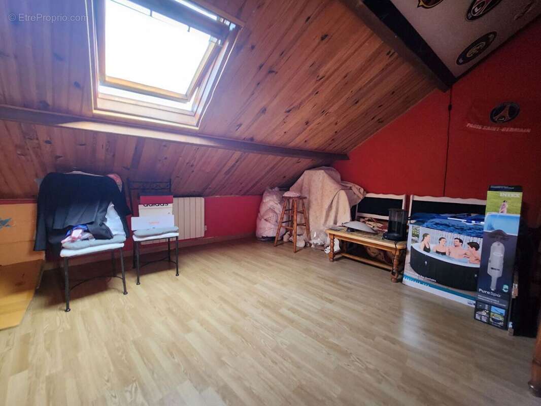 56409404g.jpg - Maison à BERTHECOURT