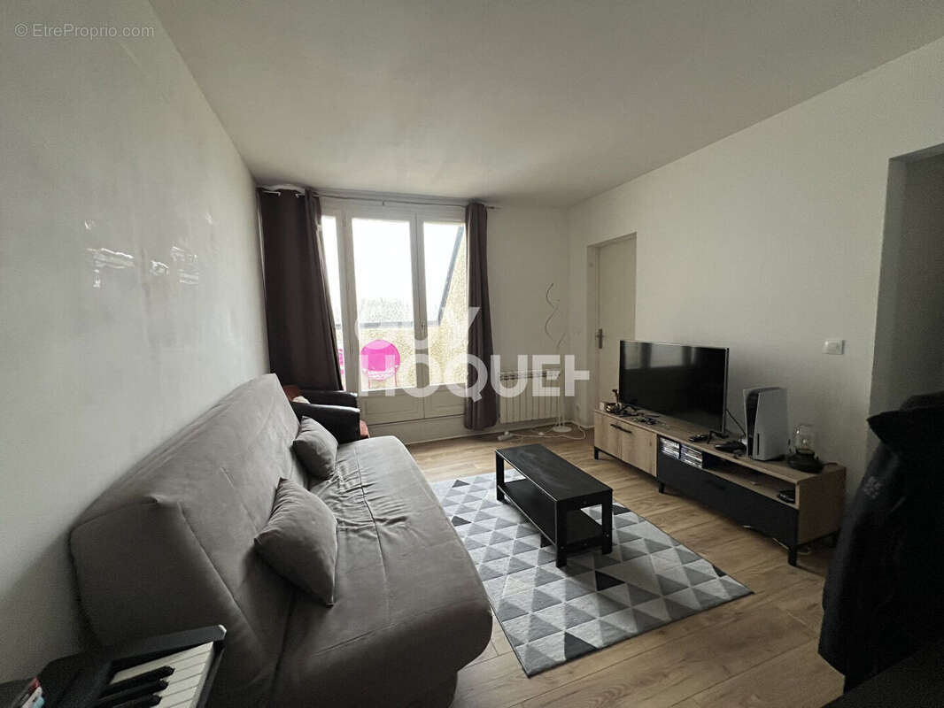 Appartement à MILLY-LA-FORET