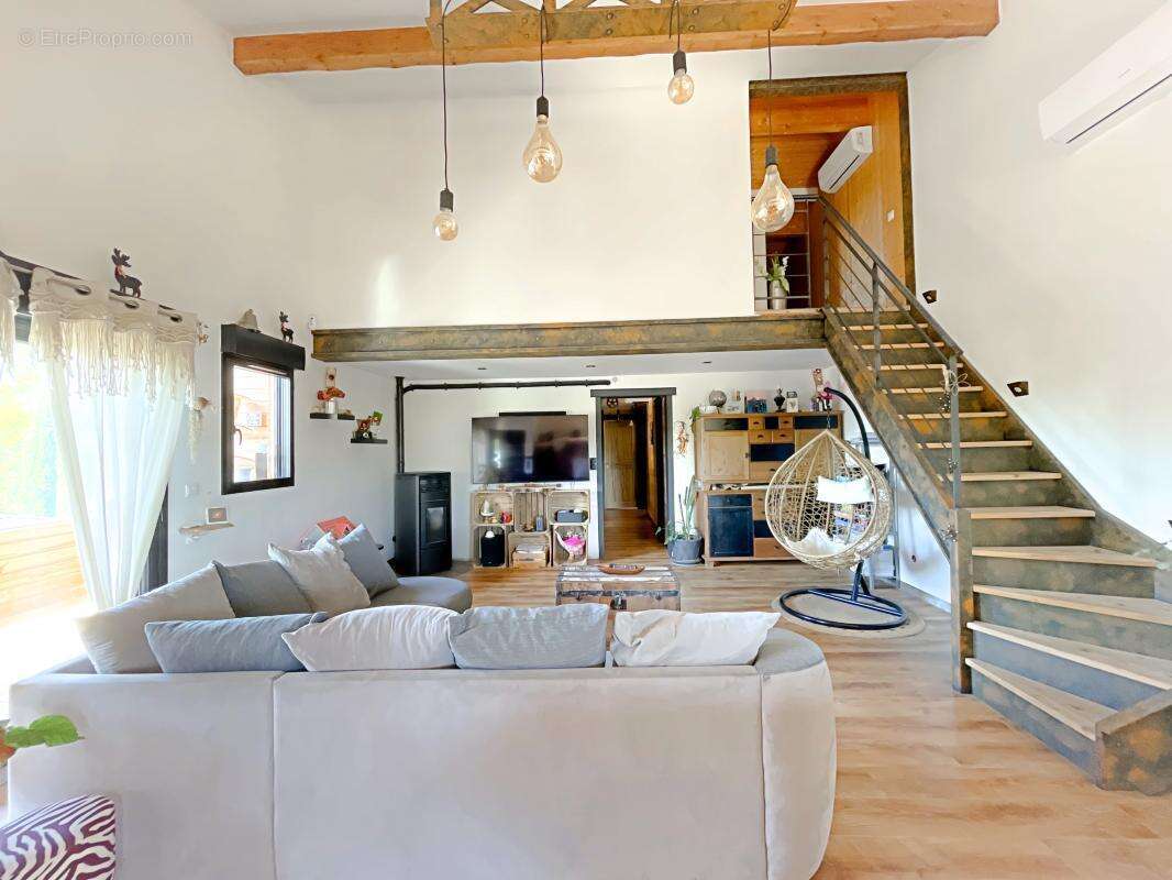 Maison à LA BRILLANNE