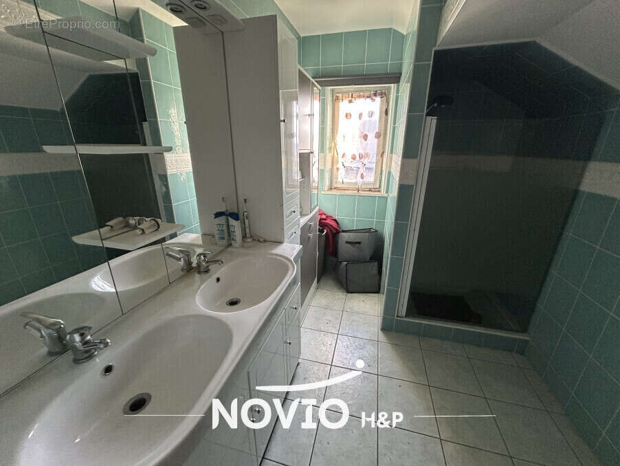 Maison à CHATELLERAULT