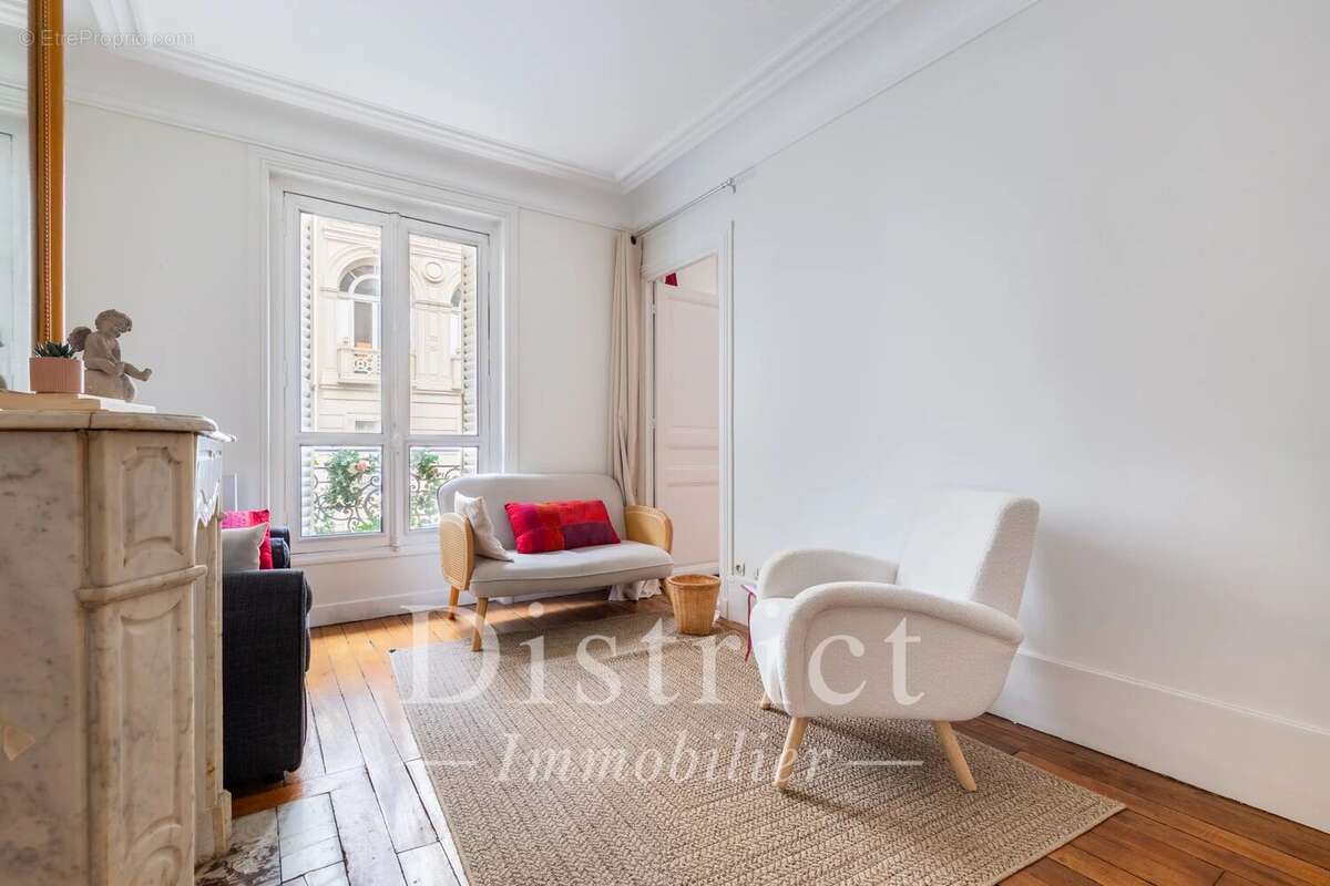 Appartement à PARIS-6E