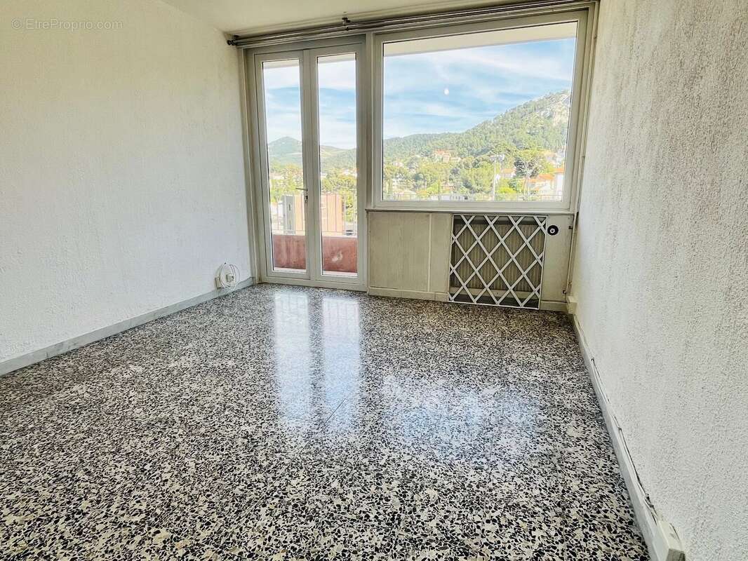 Appartement à MARSEILLE-9E