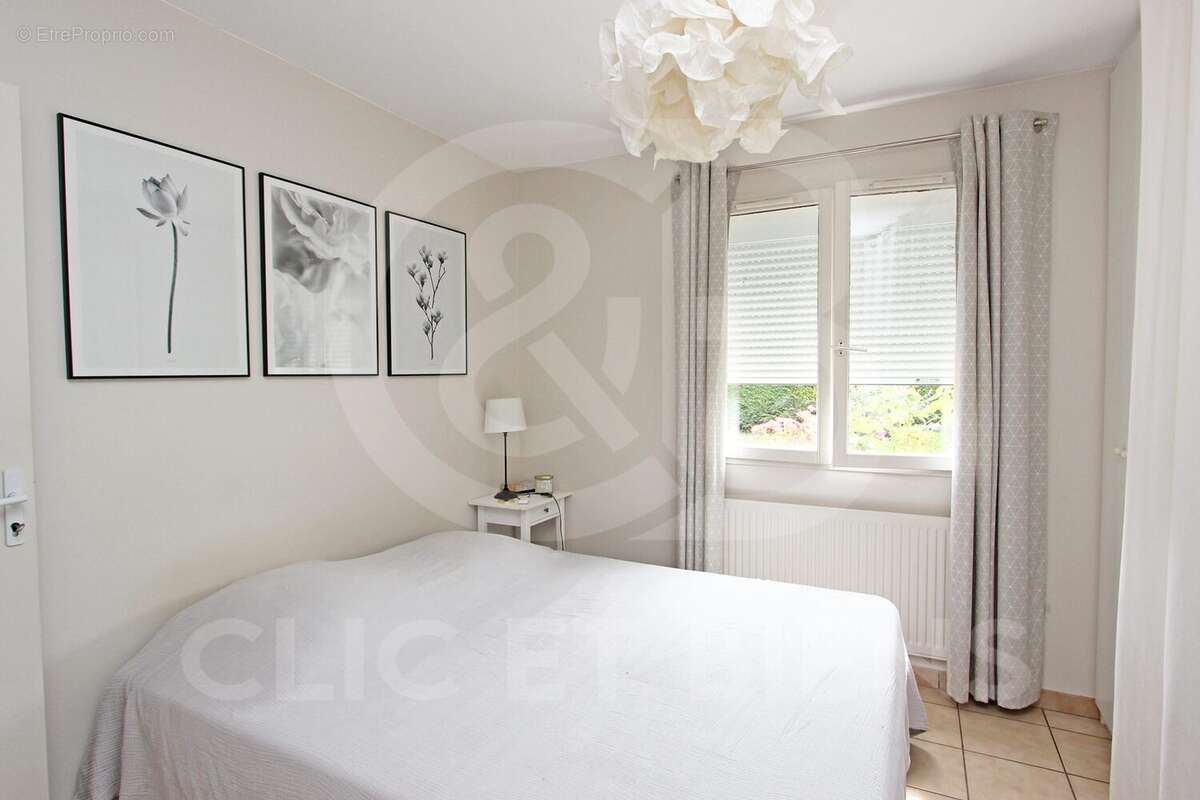 Maison 149 m² à Elancourt  - photo 3