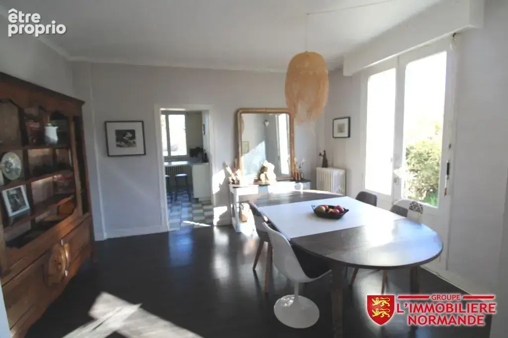 Maison familiale au coeur de pont de l'arche - 6 chambres - photo 10