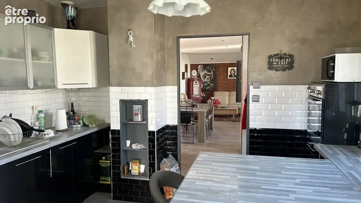 Maison Individuelle 130 m² - 5 pièces - 4 Chambres - Grand Garage - Jardin - Réquista. - photo 6