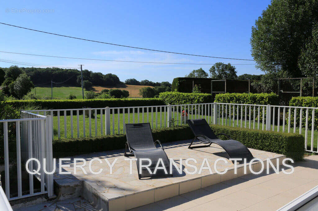 terrasse - Maison à ARCAMBAL