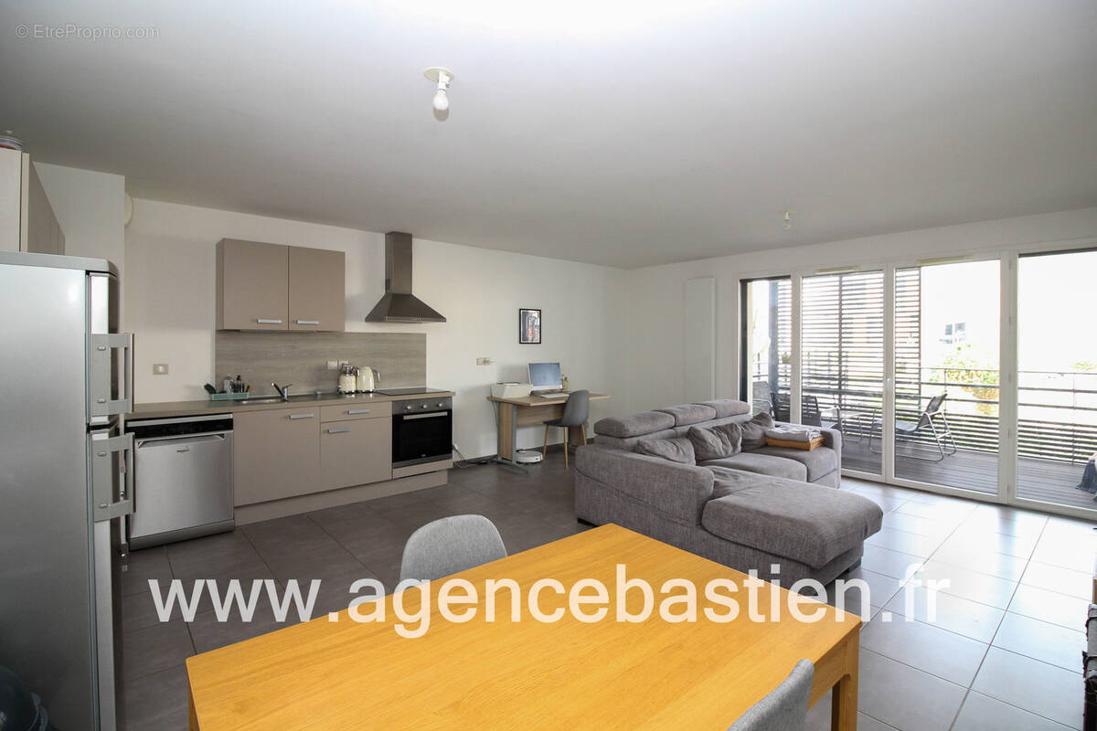 Appartement à DIVONNE-LES-BAINS