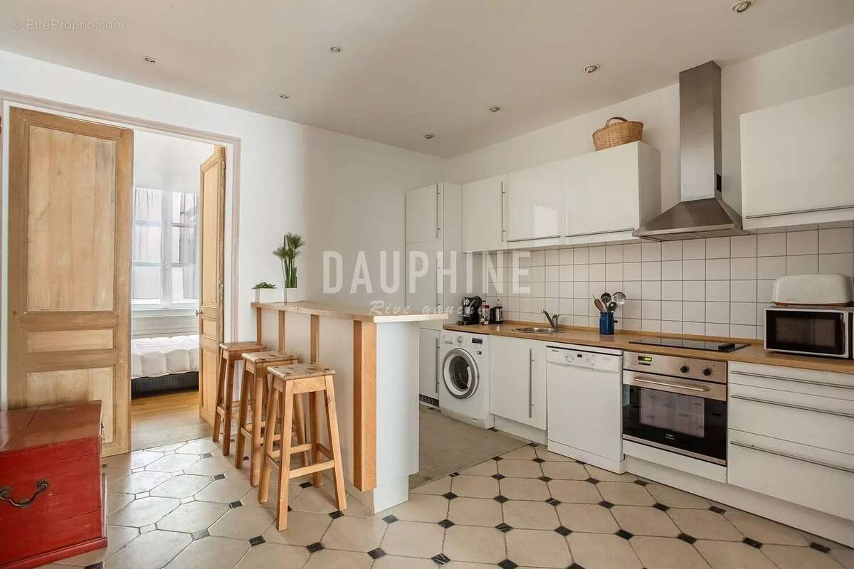 Appartement à PARIS-6E