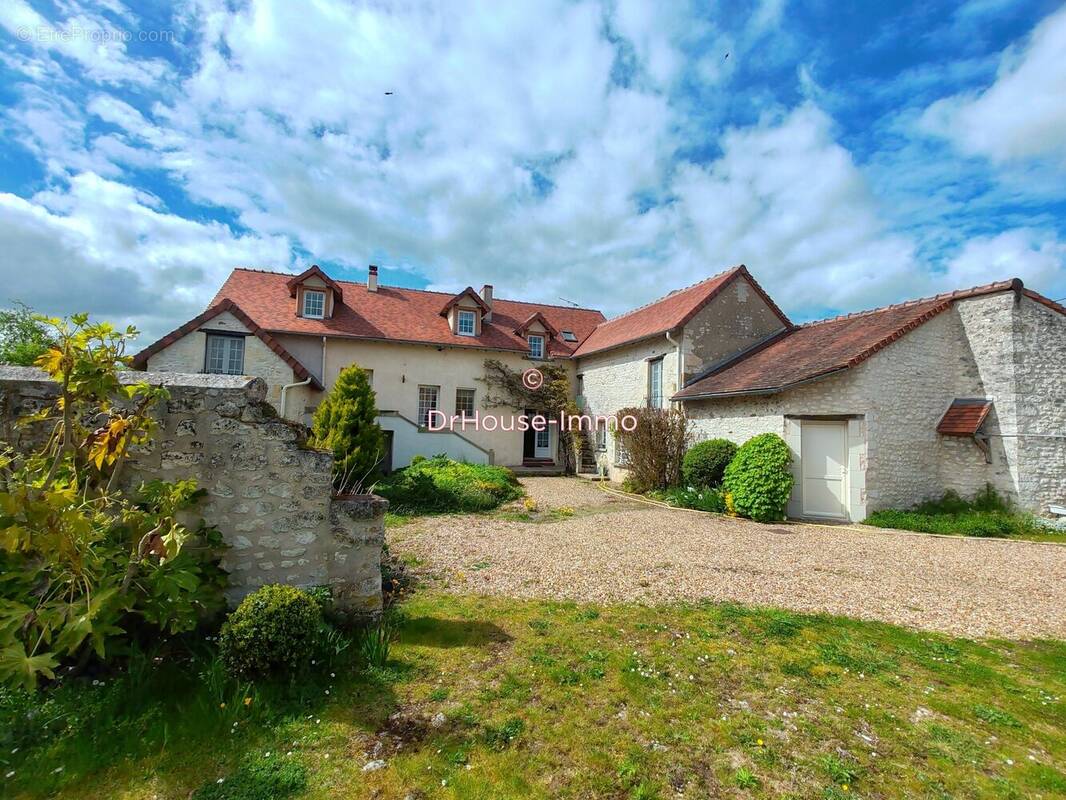 Maison à LES ORMES