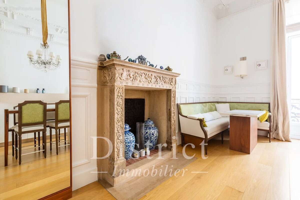 Exclusivité Avenue de Messine. Appartement entièrement rénové 242 m² - photo 8