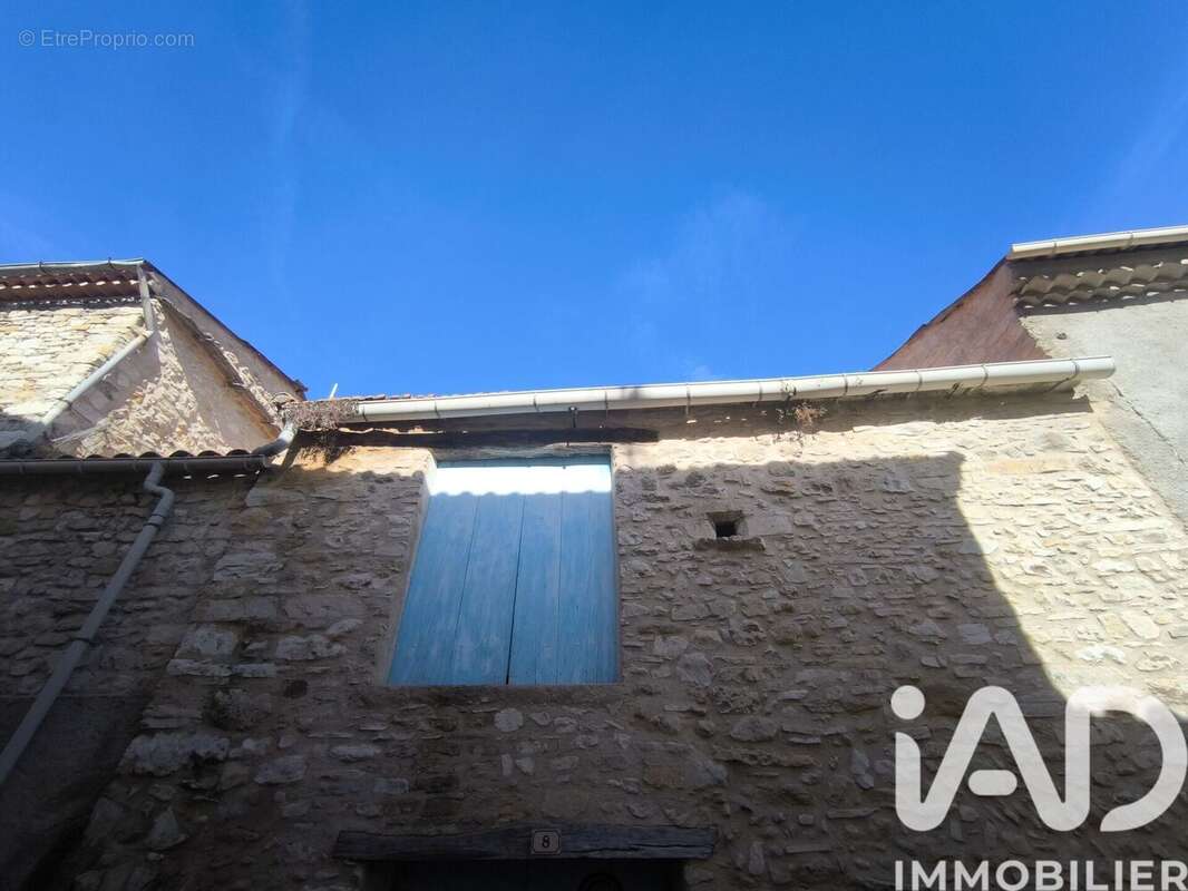 Maison 56 m² à Sigonce  - photo 2