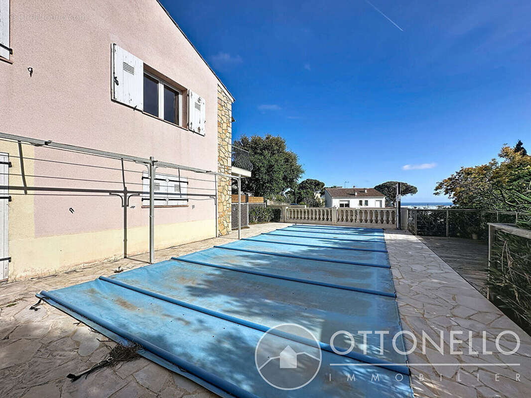Appartement Les Issambres 2 pièces de 29,74 m2 avec jardin et stationnement double - photo 11