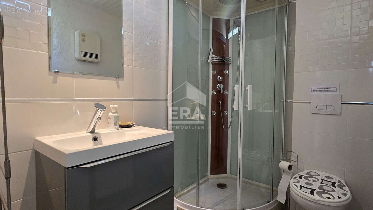 Maison à BELLENGREVILLE