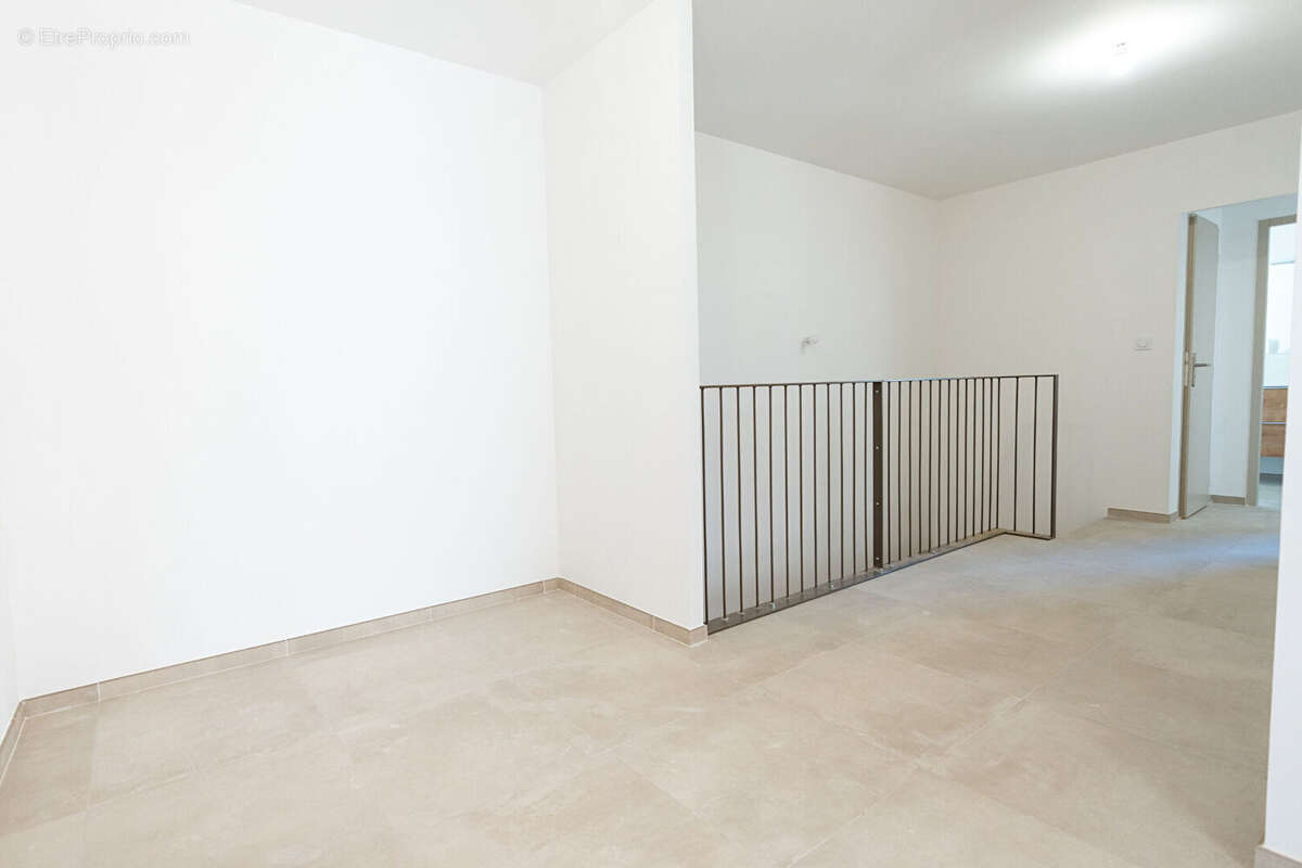 Maison à NIMES