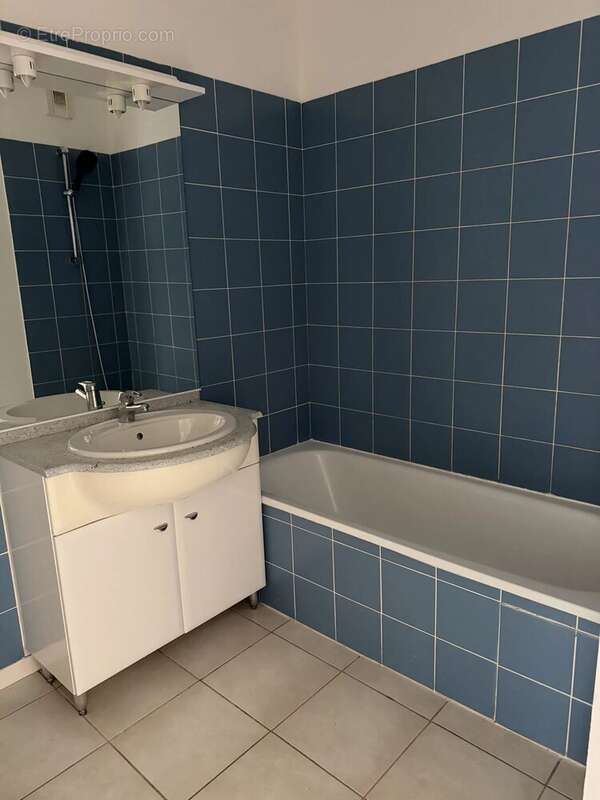 Appartement à PINEUILH