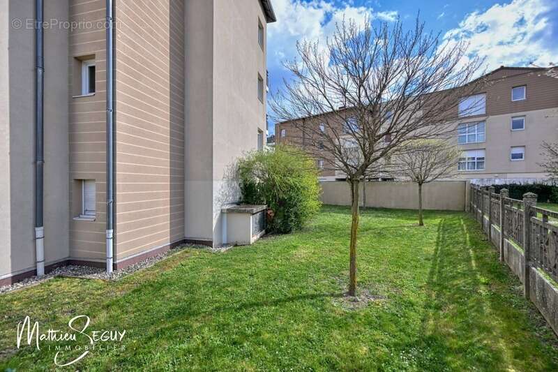 Appartement à CRAPONNE