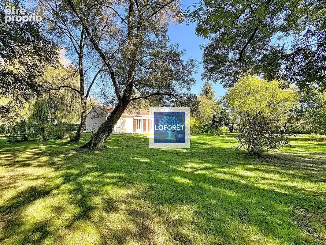 Maison de plain pied, 4 chambres, garage et parc - photo 2