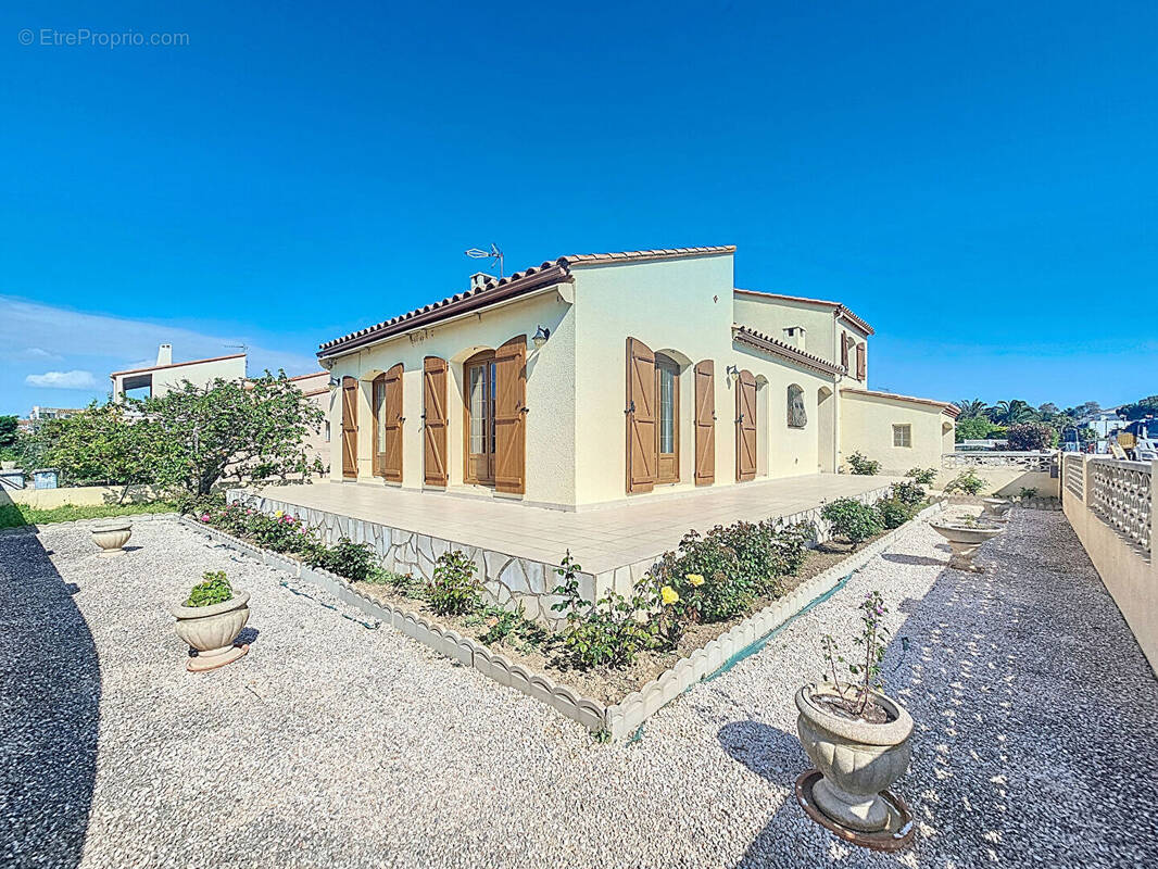 Maison à SAINT-CYPRIEN